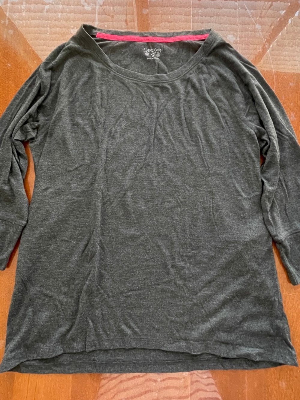Calvin Klein performance women top 3/4 sleeve gray Size M